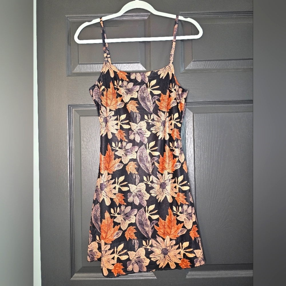 Zaful mini dress size 6 NWT